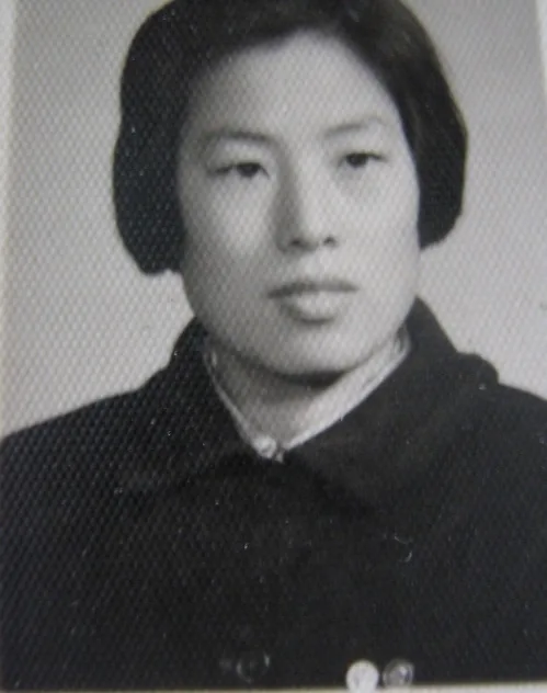 老照片：年轻时代的作者